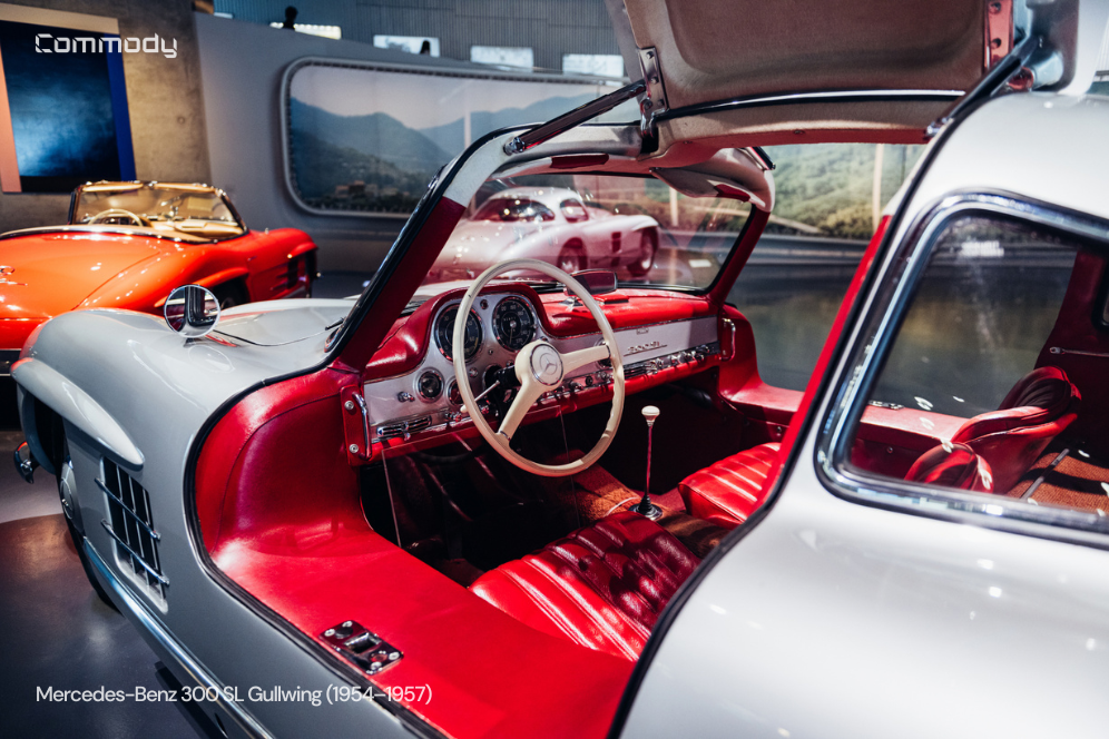 Red interior of the Mercedes-Benz 300 SL Gullwing